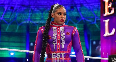 bianca belair nipple|VIDEO: WWE Star Tiffany Stratton Suffered An Uncensored。